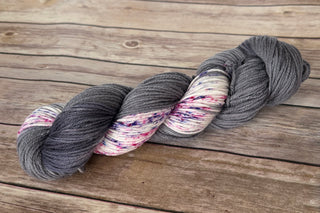 Sample Sale: Test Color, Gray and Speckles