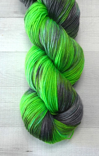 Unimatrix Zero - The Woolly Dragon